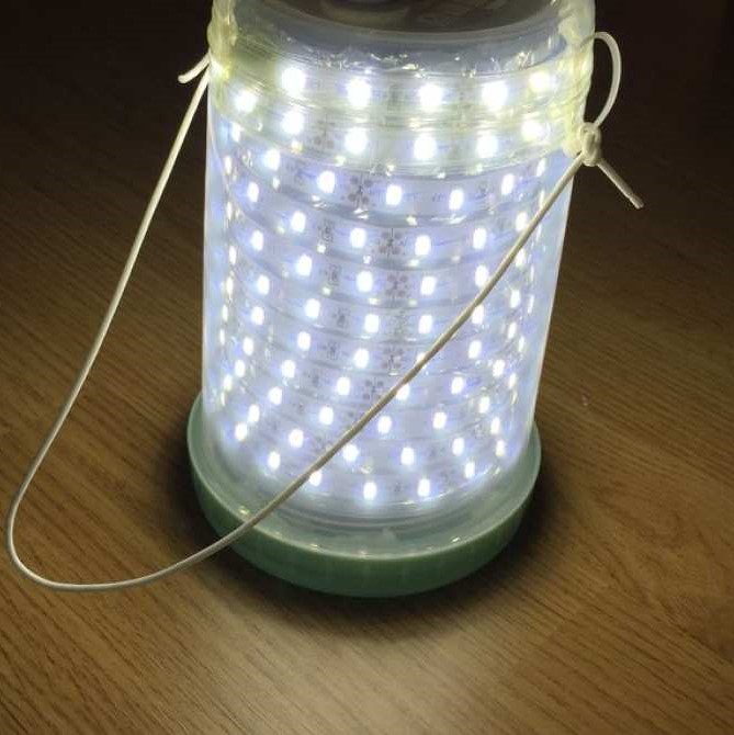 캠핑용 LED 램프를 만드는 간단한 방법